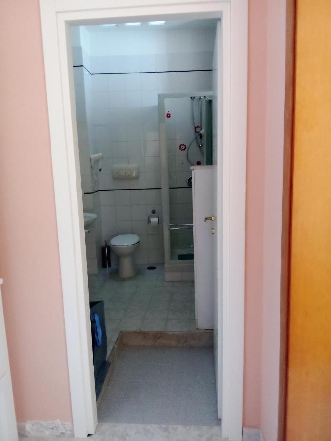 Ferienwohnung Al Crocifisso...Da Nonna Pia Salerno Exterior foto